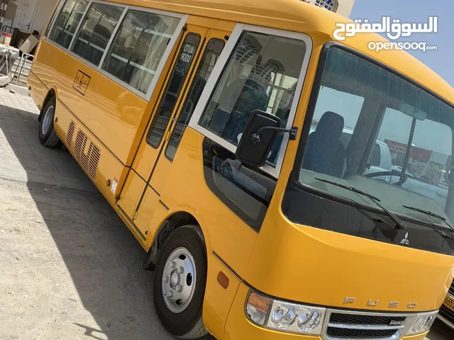 باص مدرسة مع العقد للبيع