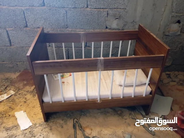 سرير اطفال