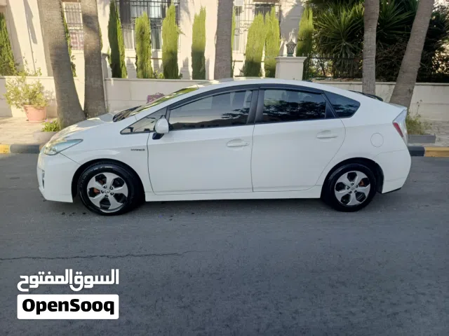 Used Toyota Prius in Amman