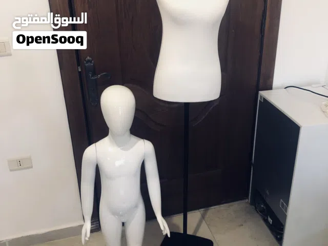 مانيكان  وعلاقات ملابس