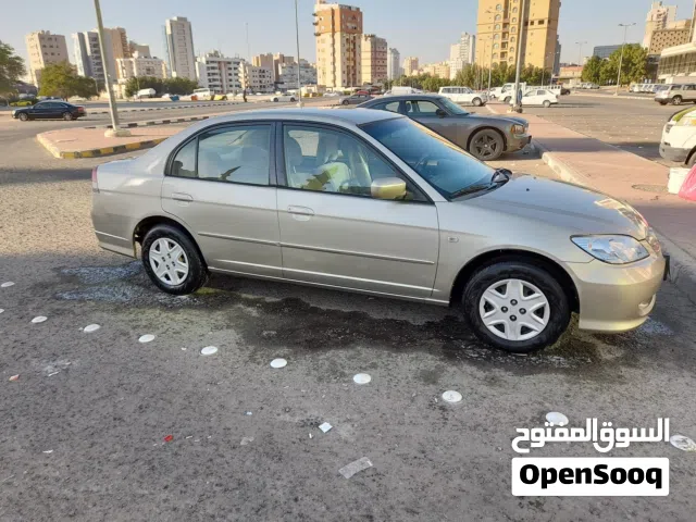 2005 هوندا سيفيك LXi