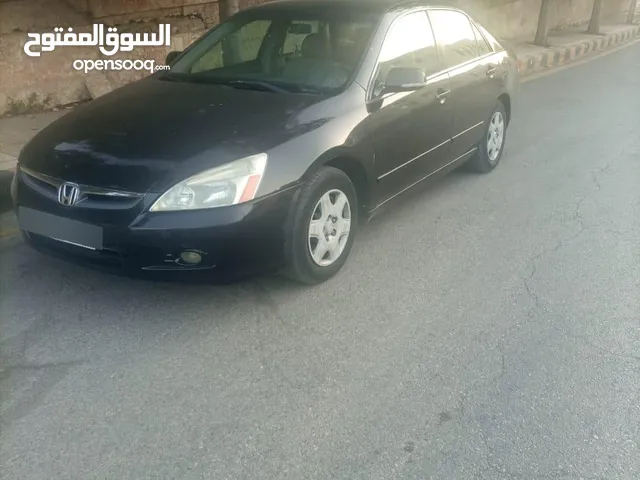 هوندا اكورد 2005