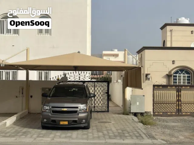 420 m2 5 Bedrooms Villa for Rent in Muscat Amerat