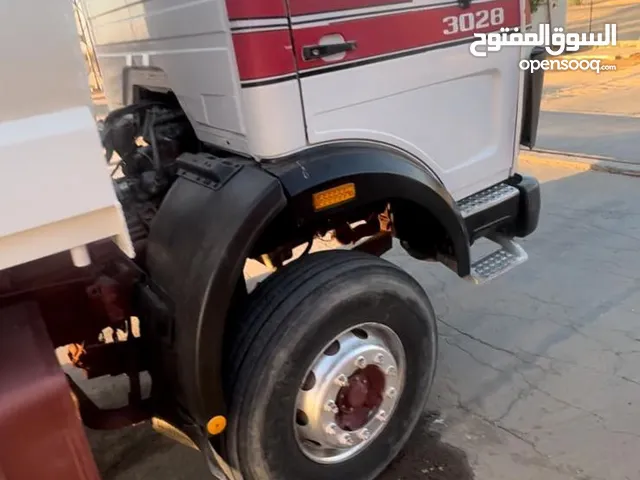 تنكر ال بي 3028 8روس 8غيار