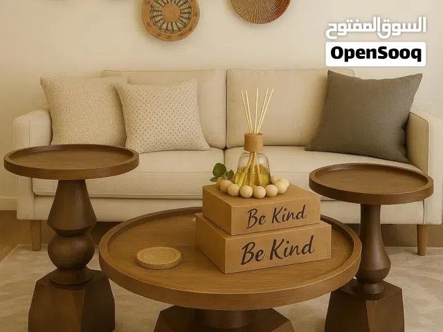 طاولات وسط لغرف الضيوف والقعدة موديلات حديثة فخمة .،