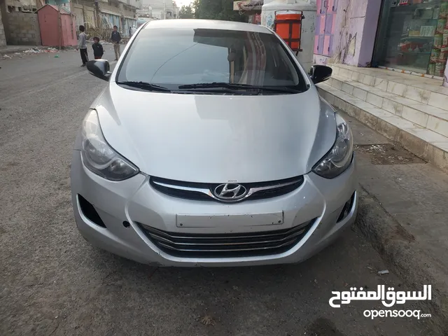 Used Hyundai Avante in Al Hudaydah