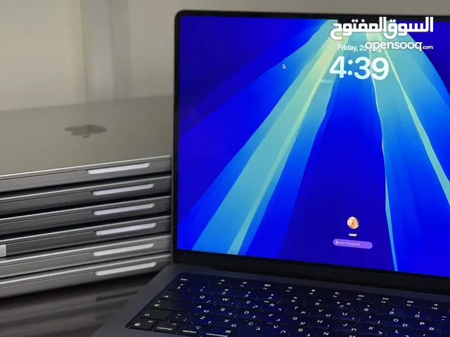 MacBook Pro M2 2023