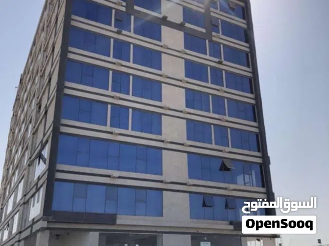 شقة راقية بجانب مدينة السلطان هيثم