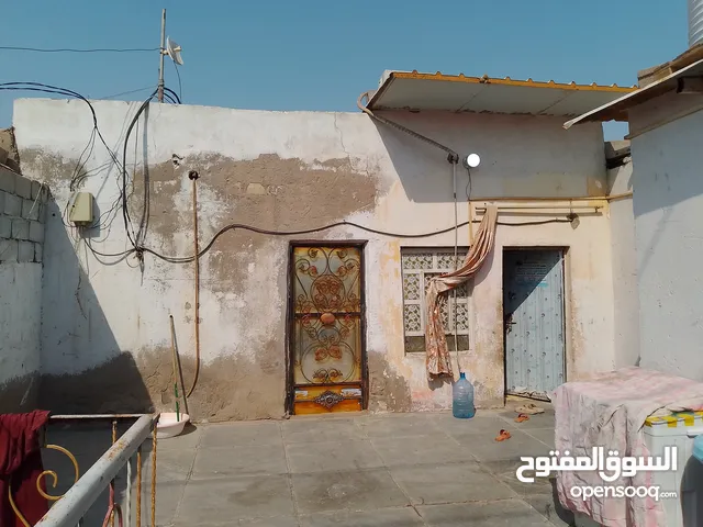 60 m2 3 Bedrooms Townhouse for Sale in Basra Al-Hayyaniyah