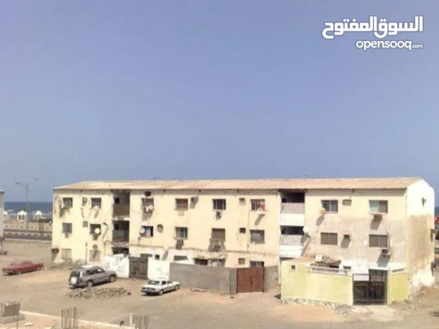 شقة للبيع في حي الاحمدي خور مكسر