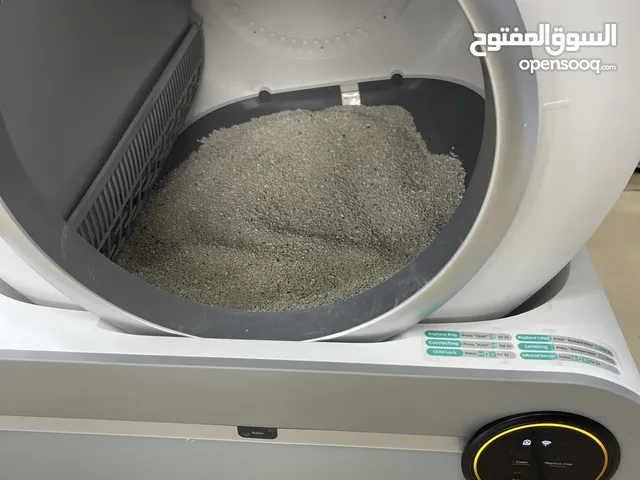 صندوق الفضلات الذكي للقطط النظافة أسهل من أي وقت