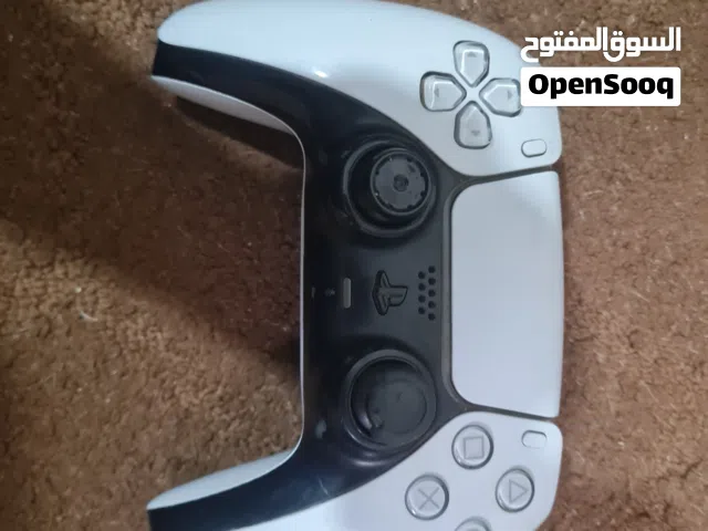 ذراع بلايستيشن فايف نظيفة بسعر حرق