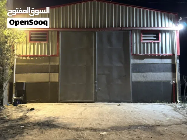 مخزن للبيع