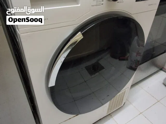 نشافه بيكو سعه 10 كيلو حاله جيدة شغاله و تجفيف ممتازة بها عيب صوت عالي عندي التشغيل