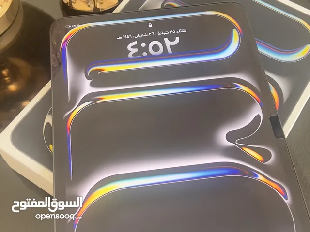 - iPad Pro 11” 2025 (M4) - 256GB