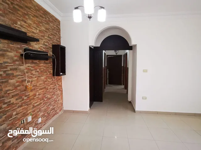 225m2 4 Bedrooms Apartments for Rent in Amman Um El Summaq