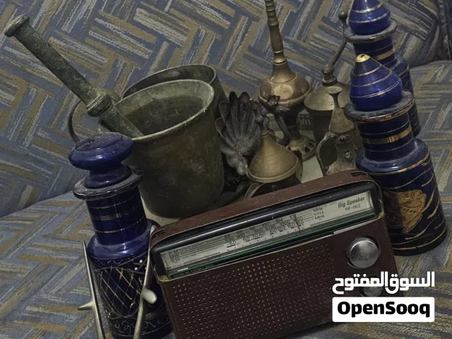 مقتنيات قديمة من النحاس