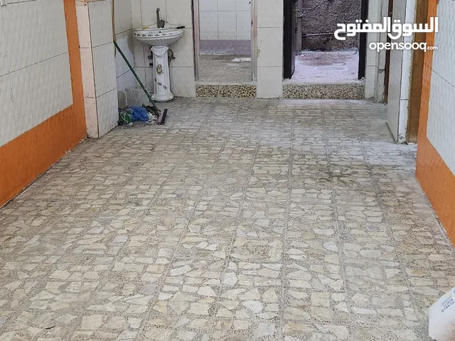 100 m2 2 Bedrooms Apartments for Rent in Baghdad Al Baladiyat