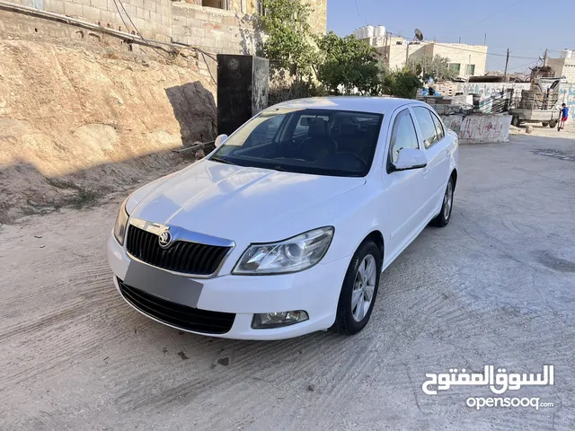 سكودا 2012 متور 2000