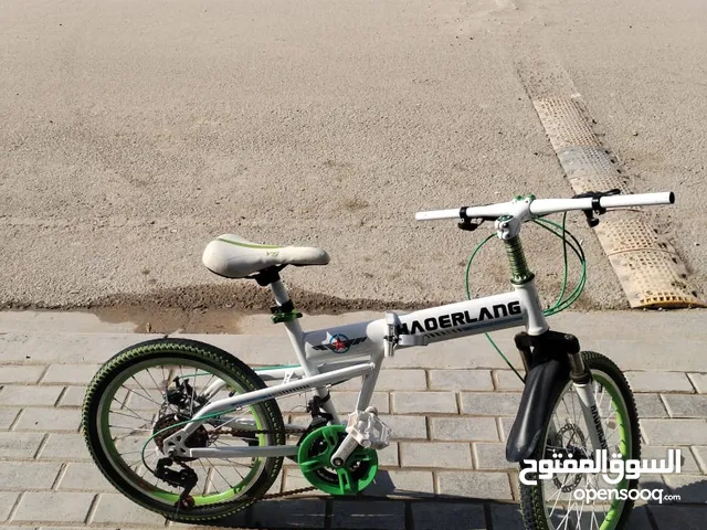 بايسكل رياضي وطباكي جاهز مابي اي نقص