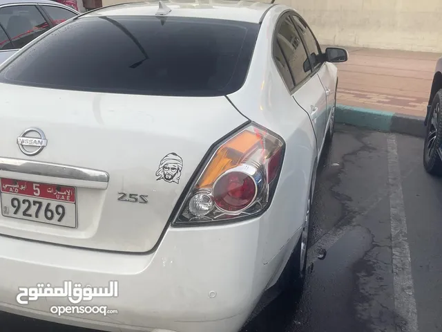نيسان التيما 2008