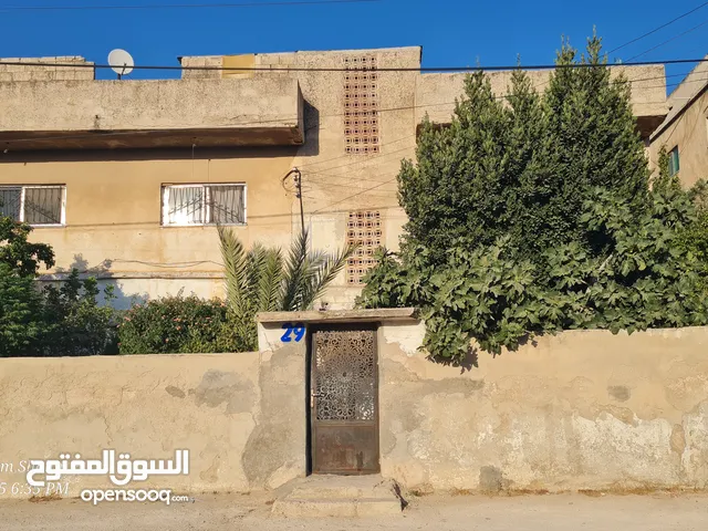 344 m2 More than 6 bedrooms Townhouse for Sale in Amman Al Qwaismeh