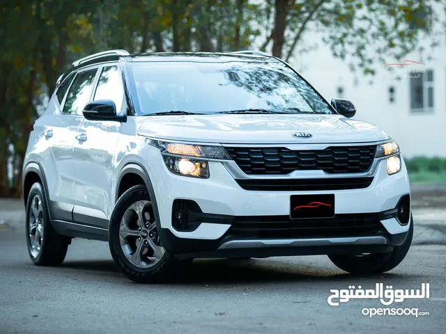 KIA SELTOS 2020  WHITE- BLACK  ZERO ACCIDENT HISTORY  EXCELLENT CONDITION