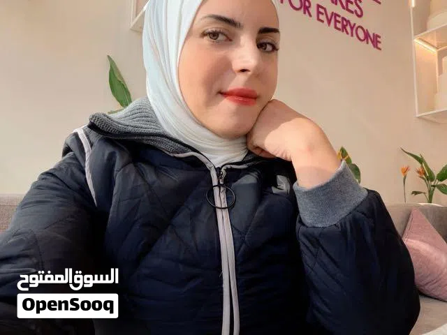 مدرسة لغة إنجليزية - English Teacher