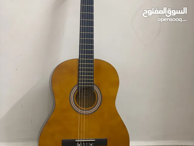 جيتار مورينو للبيع Guitar moreno —> model: MCG20 جديد مش مستخدم مع شنتة مور
