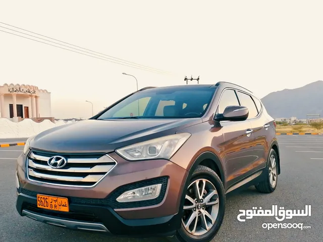 Hyundai Santa Fe 2013 in Al Dakhiliya