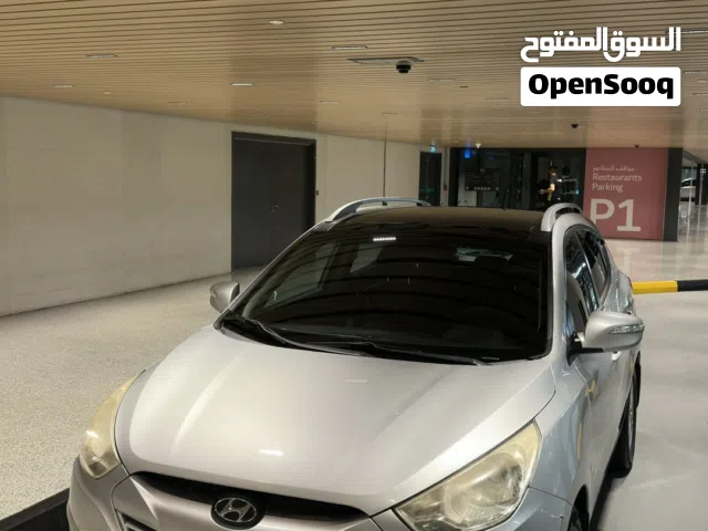 2013 هيونداي توسان Limited