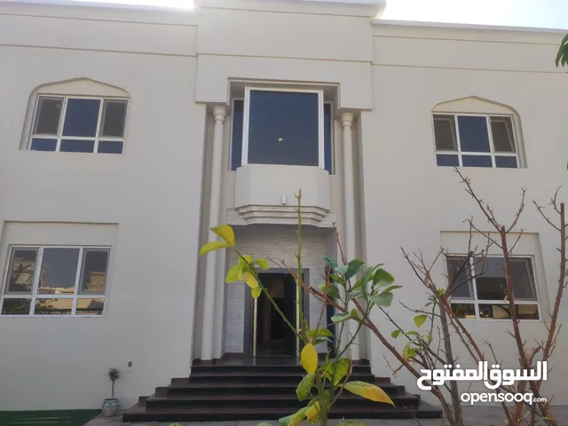 525 m2 More than 6 bedrooms Villa for Sale in Muscat Al Mawaleh