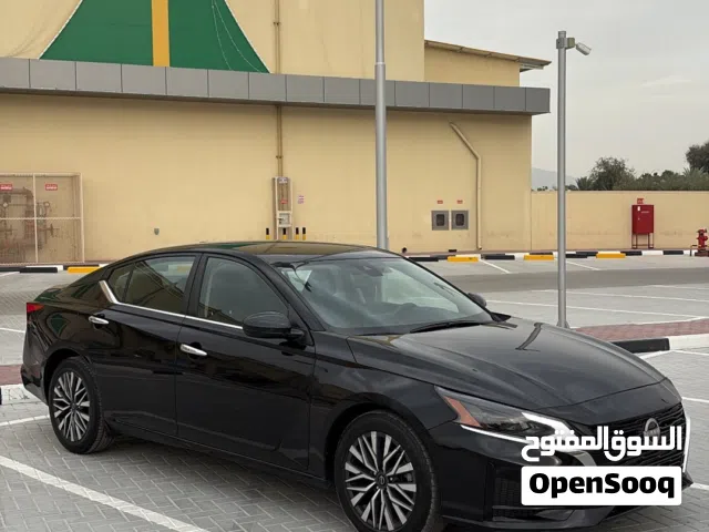 2023 نيسان التيما SV