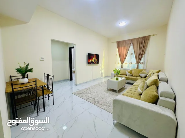 F1/غرفة وصالة منطقة الراشدية خلف غراندمول ايجار شهري شامل ومفروش سوبر ديلوكس مع حمامين وبلكون