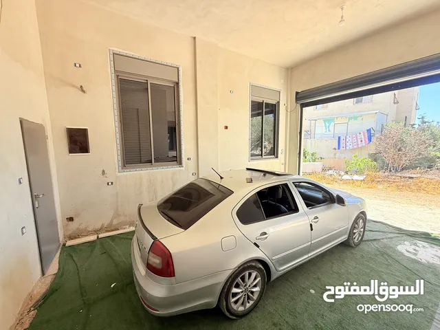 سكودا رمش 2011
