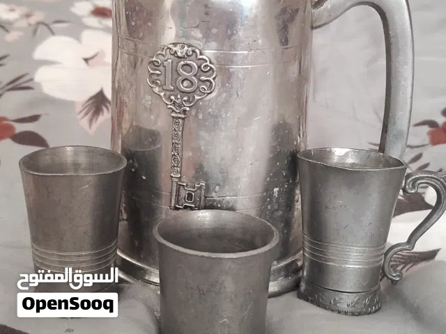 ابريق وفناجين انتيكا لعشاق الانتيكا قديم ونادر وتراثي السعر 100دينار لندرته قديم