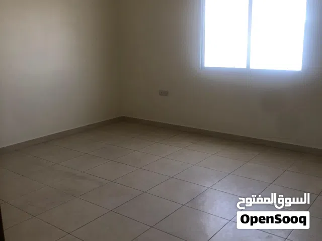 2bhk Apartment for rent in alwadi alkabir near kuwity musq ( first floor )