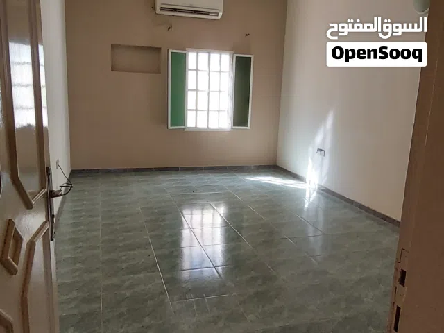 150 m2 5 Bedrooms Apartments for Rent in Muscat Azaiba