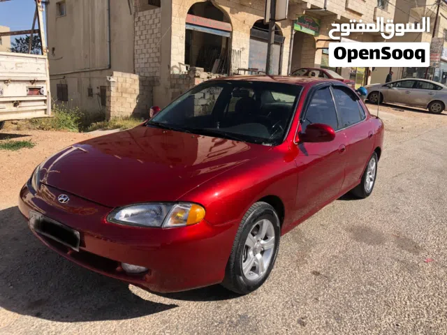 1996 هيونداي افانتي SE