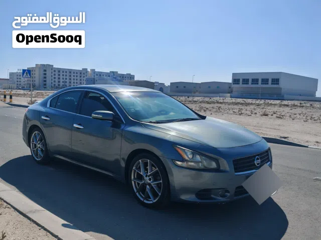 للبيع نيسان مكسيما موديل 2011 بحالة ممتازة جدا