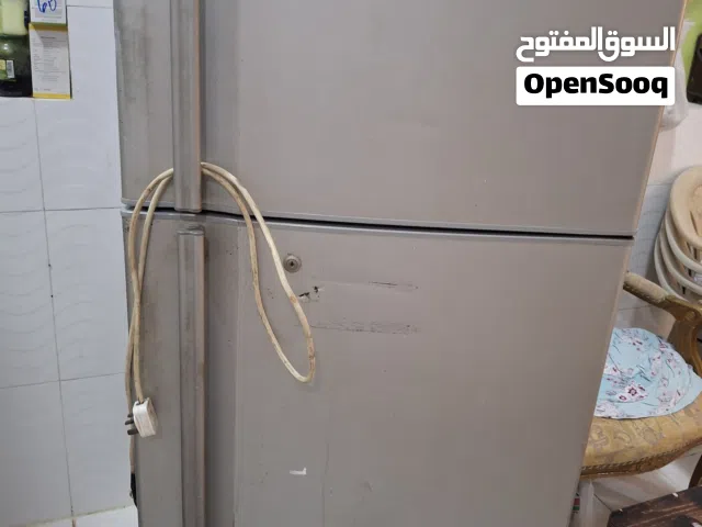 ثلاجة مجاني شغالة وضع جيد جدا