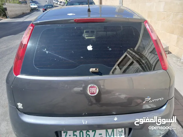 فيات بونتو 2009