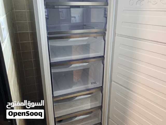 فريزر للبيع بداعي السفر