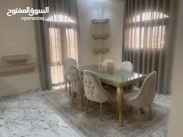 سفرة طعام خشبية سته كراسي