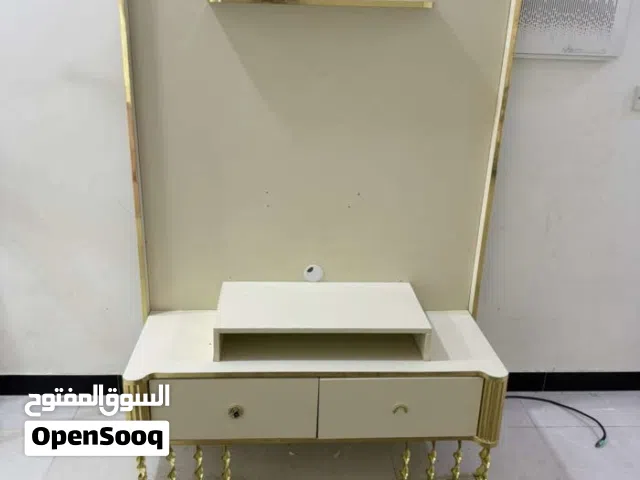 ميز بلازما ديكور حجم كبير