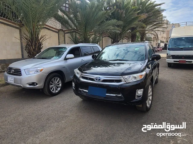 Used Toyota Highlander in Sana'a