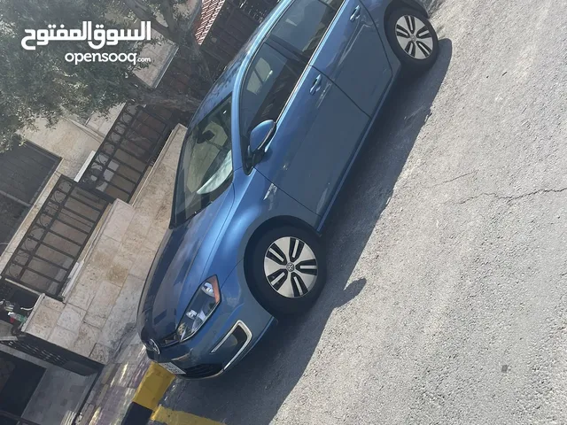 Volkswagen Golf 2015 in Amman