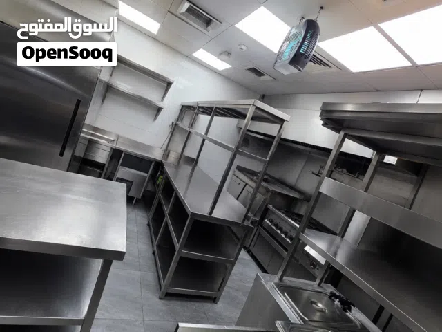 مطعم سمك للبيع بمنطقة المركز التجارى العالمى