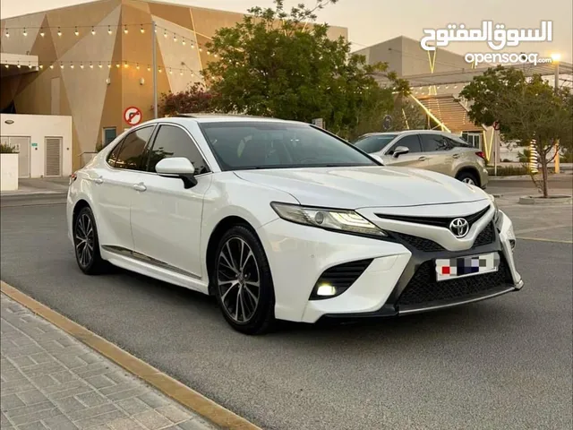 TOYOTA CAMRY SE 2018