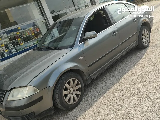 Volkswagen Passat 2002 in Ajloun